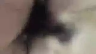 محجبة منفردة