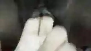 زوجة غريبة تحصل على مؤخرتها مملوءة بقضيب عميق وقوي