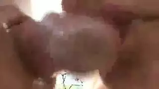 شقراء سيئة تُهيمن عليها وتدخل مزدوج