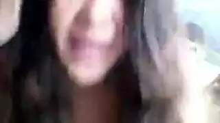 نادي المشجعين بين الأعراق: جنس جماعي وفعل إباحي