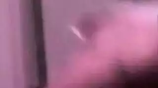 نجمة إباحية شقراء تبلع الحلق وتبلع المني