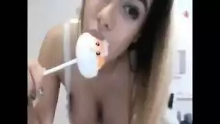 إدخال ثلاثي بين الأعراق للهواة إكس إكس إكس
