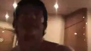 مثليات الجمال مارس الجنس مع بعضها البعض في طاولة المطبخ واستمتع بكل ثانية