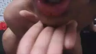 ممارسة جنس محرمة: الفتاة الخجولة تحصل على قضيبين