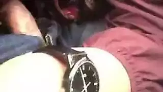 مصري تمص زب حبيبها في السيارة
