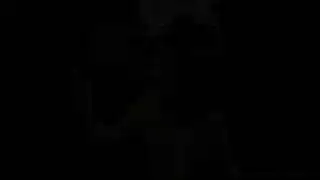 فتاة السلطة تحصل على كس ممتلئ في اجتماع سريع