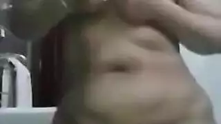 لبوه بتحلق لجوزه