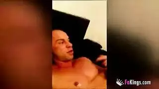 الاصلع مع المراهقة بعنف