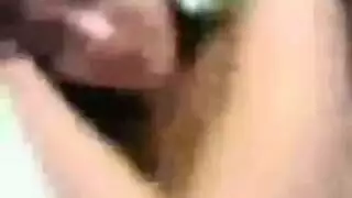 جوارب سوداء، جنس مثلي صريح: مشهد تدليك أرييل كروز على المسرح