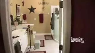 مضاجعة بين الأعراق ساخنة مع عاشق أسود ناضج