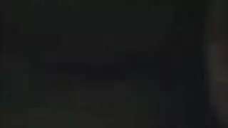 فتحتان ضيقتان وأداة سوداء: فيلم جنسي عرقي