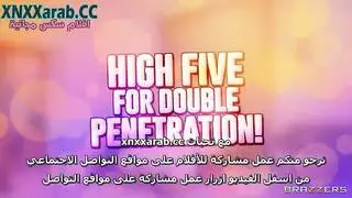 نيك مزدوج لرفيقة الغرفة بورن ثلاثي صريح
