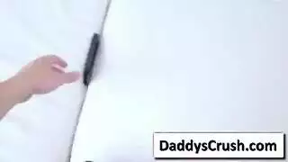 الفيديو الحسيه مع فتاتين سمراء تقبيل الفيديو