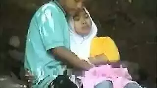 إباحية صعبة مجانية: جنس فتاة برازيلية جامح على كاميرا الويب وقذفها