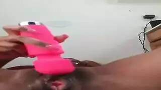 ملكة القذف الإناث اشتعلت استمناء