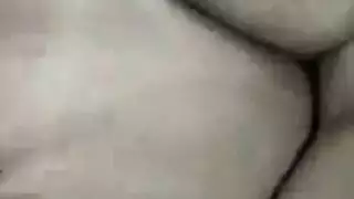 الام تناك اولادها