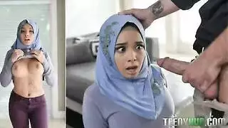 الدكتورة تتناك في السجن