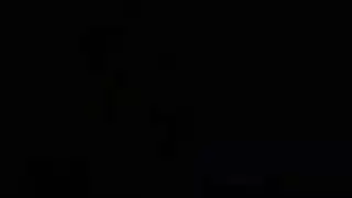 صديقتي الساخنة تعود للمنزل ونكتشف أن الواقي انزلق