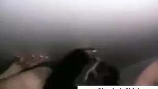 مصري فلح بلعفي بتنك