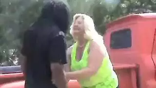 كيف يمص الرجل المراة