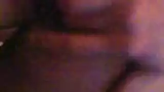 تنام علي الارض