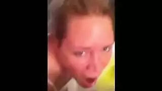 فتاة عراقية مثيرة تمارس الجنس بقوة في أول ظهور إباحي