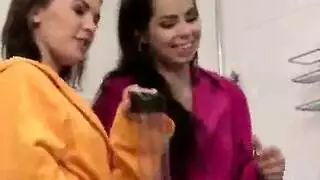 كشف فرج وثدي كارينا كابور