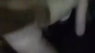 مخلوق متوحش يأخذ إنسانًا في جنس صريح