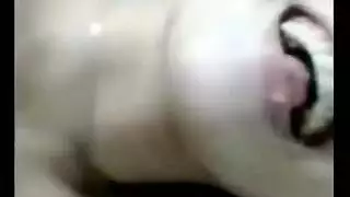 وسيمون شباب مفتولون في جنس خام