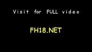 سكس سمراء مثيرة ترتدي قناع اصفر