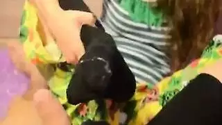 سمراء تتعرض لضرب مهبلها في جلسة تدليك إيروتيكية