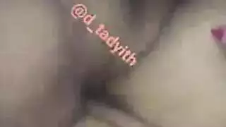 ديوث عراقي في شقة