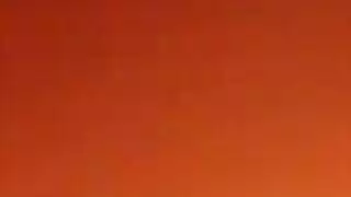 شقراء ملكة الجنس الشرجي تتعرض للضرب العميق من معالج التدليك الخاص بها