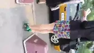 مضاجعة على مقعد متحرك للمتعة