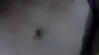 شقراء كرتونية تمص بقوة