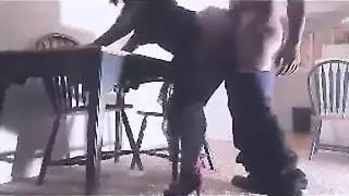 ينيك طيز ام صديقة في الحمام