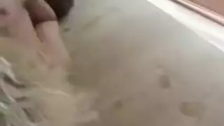 أصغر مراهقه مترجم