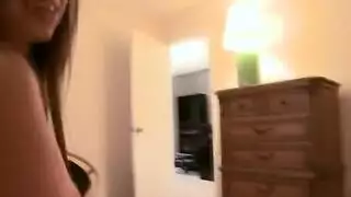 متدرب ممل يتم تفحيط وجهه وضربه حتى القذف الداخلي