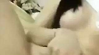 فتاة تدفق مترجم