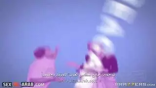 تأخذ الأميرة المثيرة القياسات بفمها إباحية صريحة