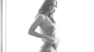 إباحية بدون توقف: شرموطة تطلب نيك مزدوج عنيف ونيك حلق خشن