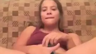 عرض ناشوا المبلل: إدخال البنطال عميقاً في فرجها