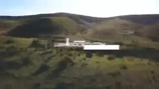 إباحية فناء المزرعة: ممارسة الجنس الثلاثي للأشقاء تتحول إلى حفلة قذف داخلي