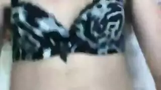 حفلة كاميرا الفاجرات: عاهات شهوانيات متعددة تتعرض للضرب من أجل متعة المشاهدات النسائية