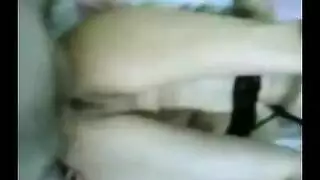 مرح المداعبة: يعاشرها ثم ينيكها حتى تفقد وعيها