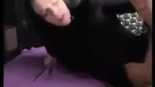 متعة ديسي محرمة: سكس هاردكور مع عربيات محجبات