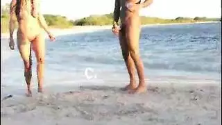 ثلاثي على جزيرة مهجورة: نيك قوي ووحشي في البرية