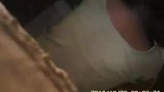 مشهد ثلاثي قاسي لامرأة ناضجة