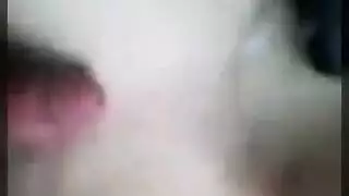 شاب لبناني يضرب فرج زوجته السعودية الضيق بقوة هاردكور