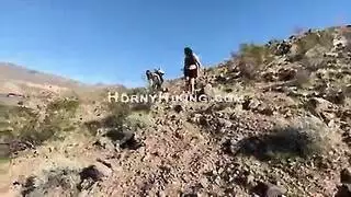 ضعف الرغبة: فتاتان مثارتان تتوقان لقضيبك